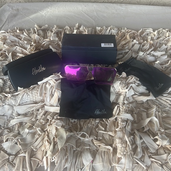 ABELLA SUNGLASSES - Picture 10 of 11